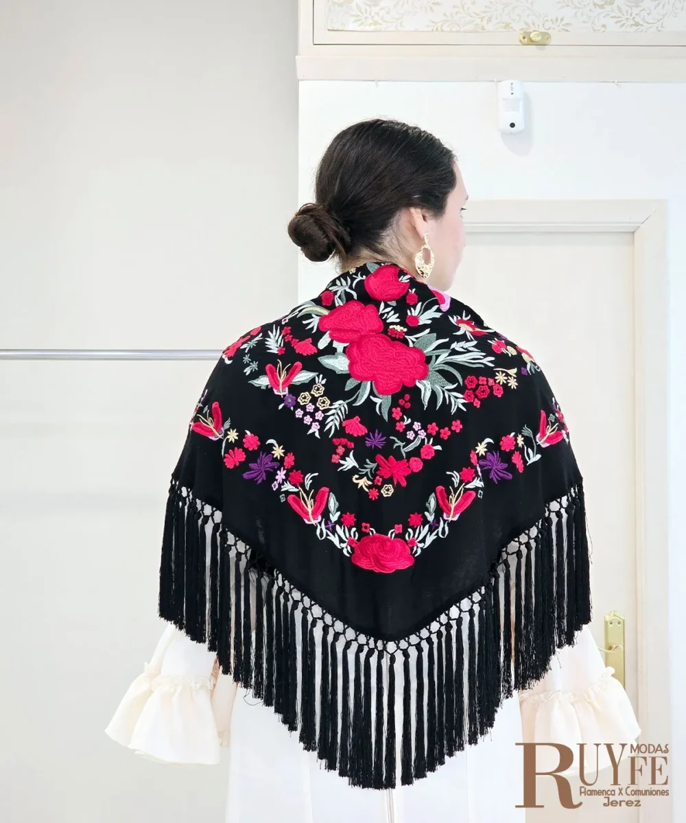 Mantón flamenco color negro