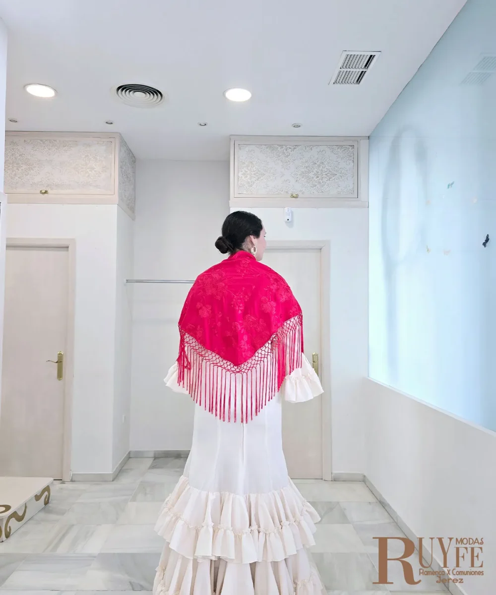 Mantón flamenco color rojo