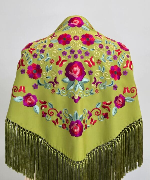 Mantón color Lima