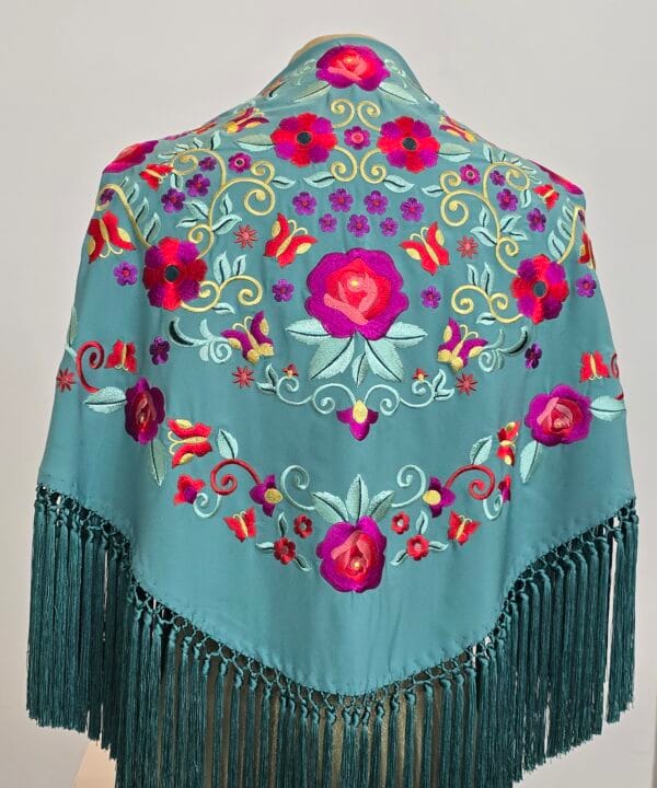 Mantón Verde empolvado