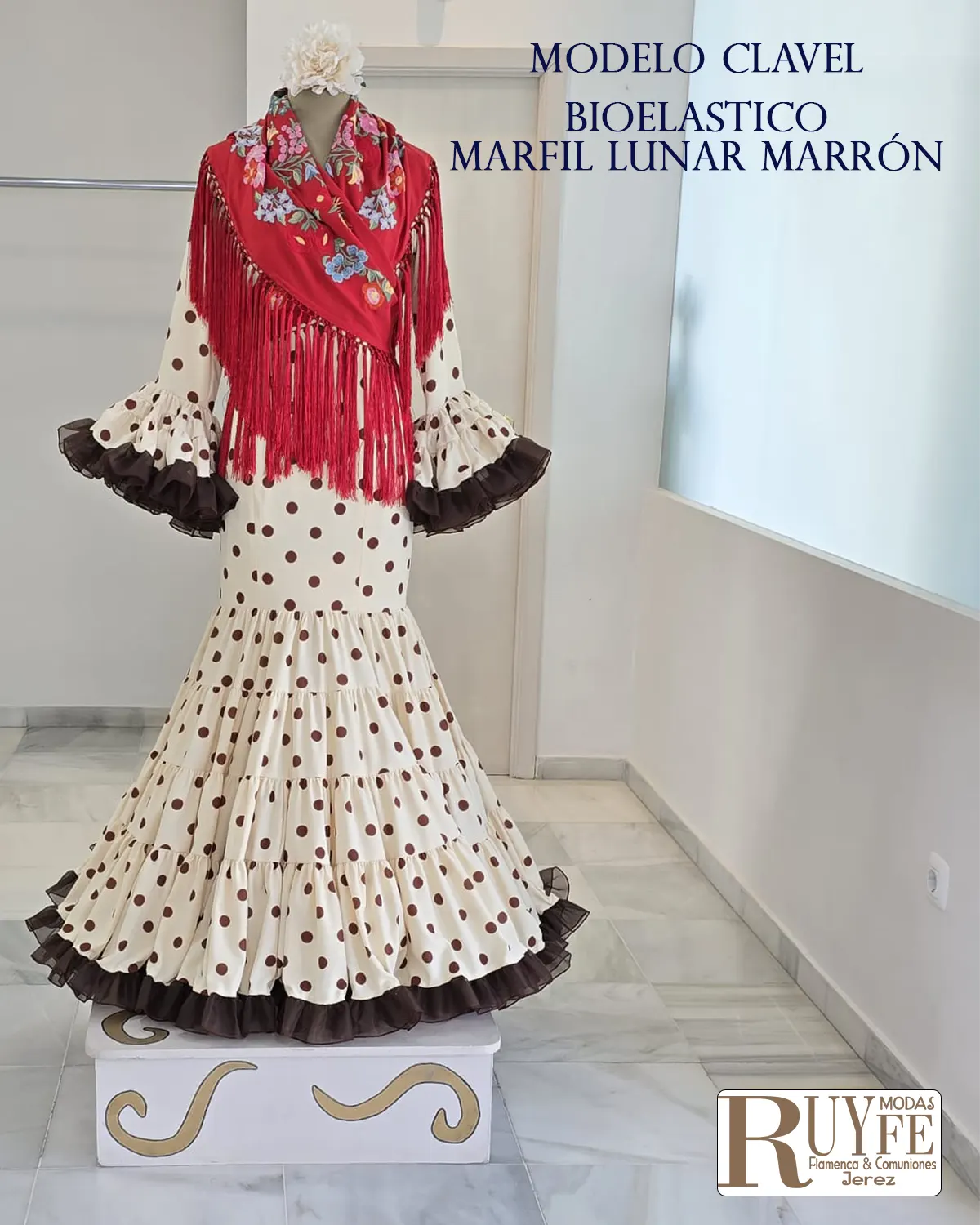 Traje flamenca Clavel - Imagen 3