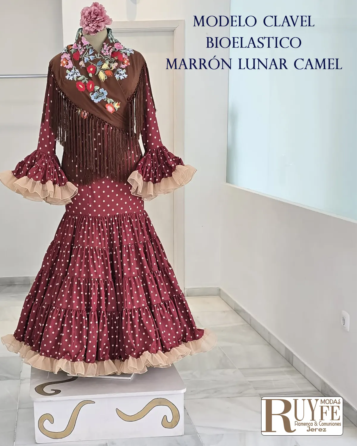 Traje flamenca Clavel - Imagen 4