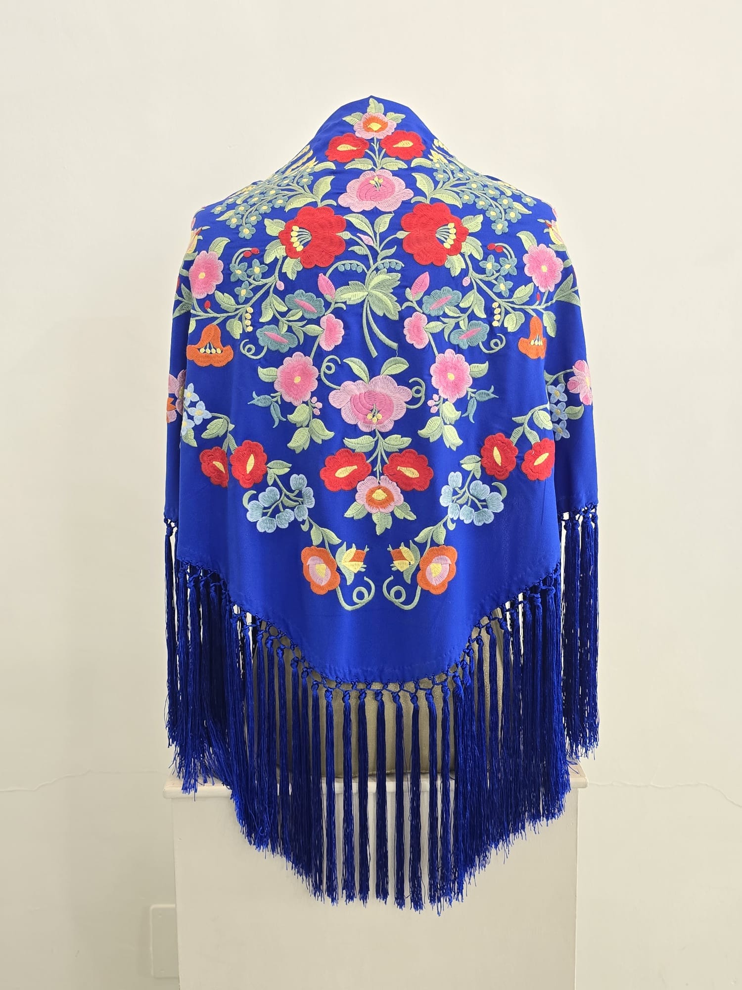 Mantón modelo Floral color azulina