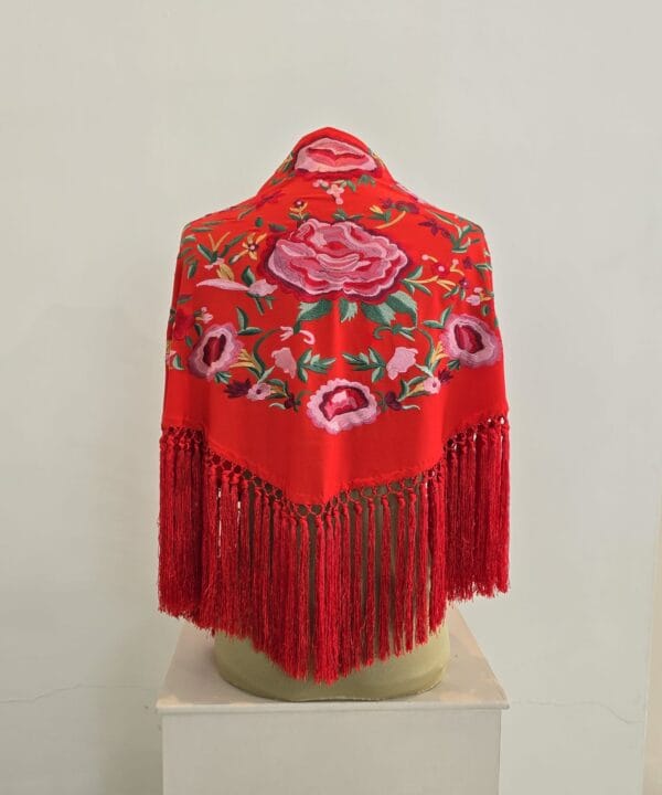 Mantón modelo Loto color rojo